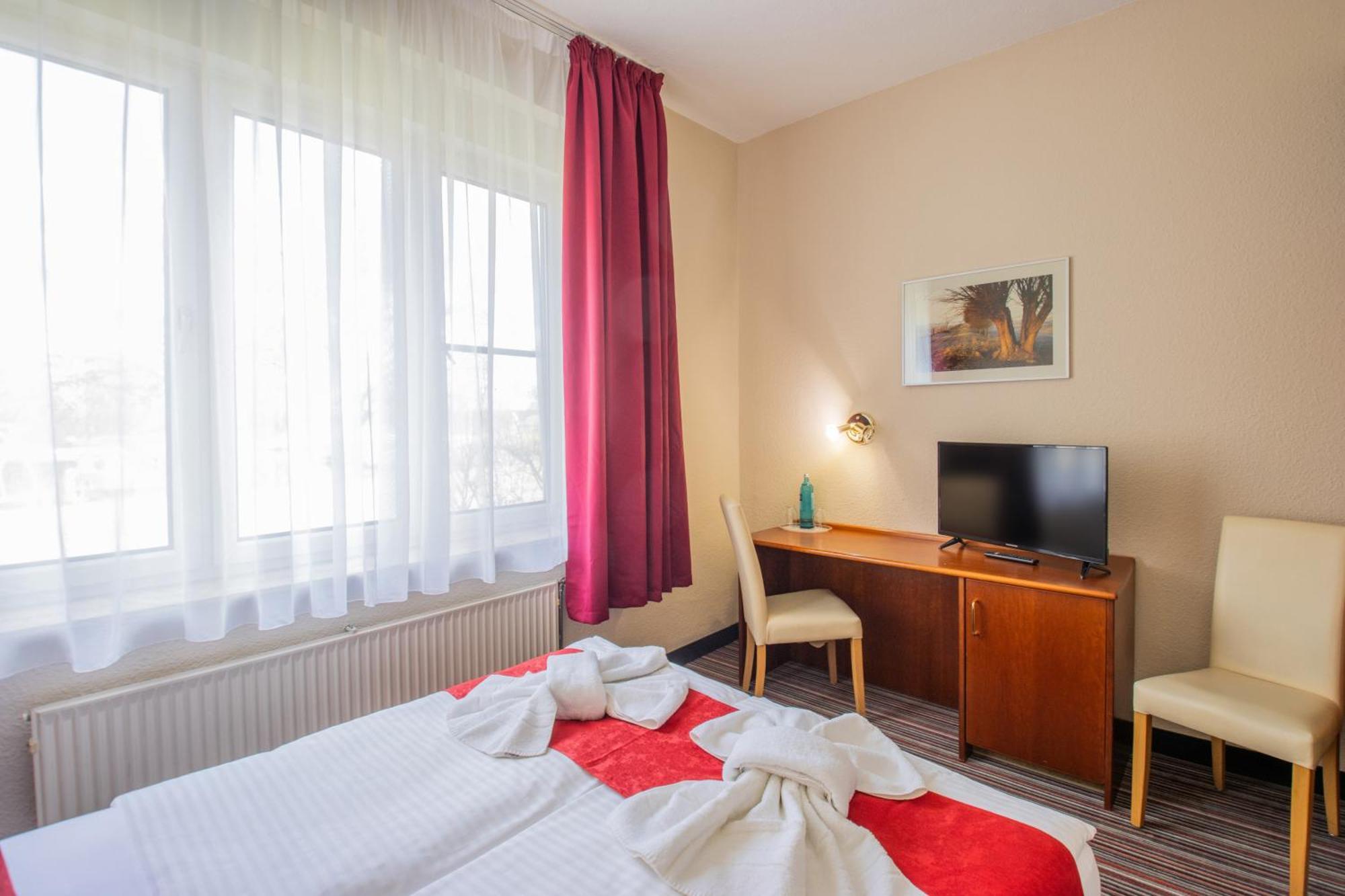 Seehotel Brandenburg An Der Havel Brielow Ngoại thất bức ảnh
