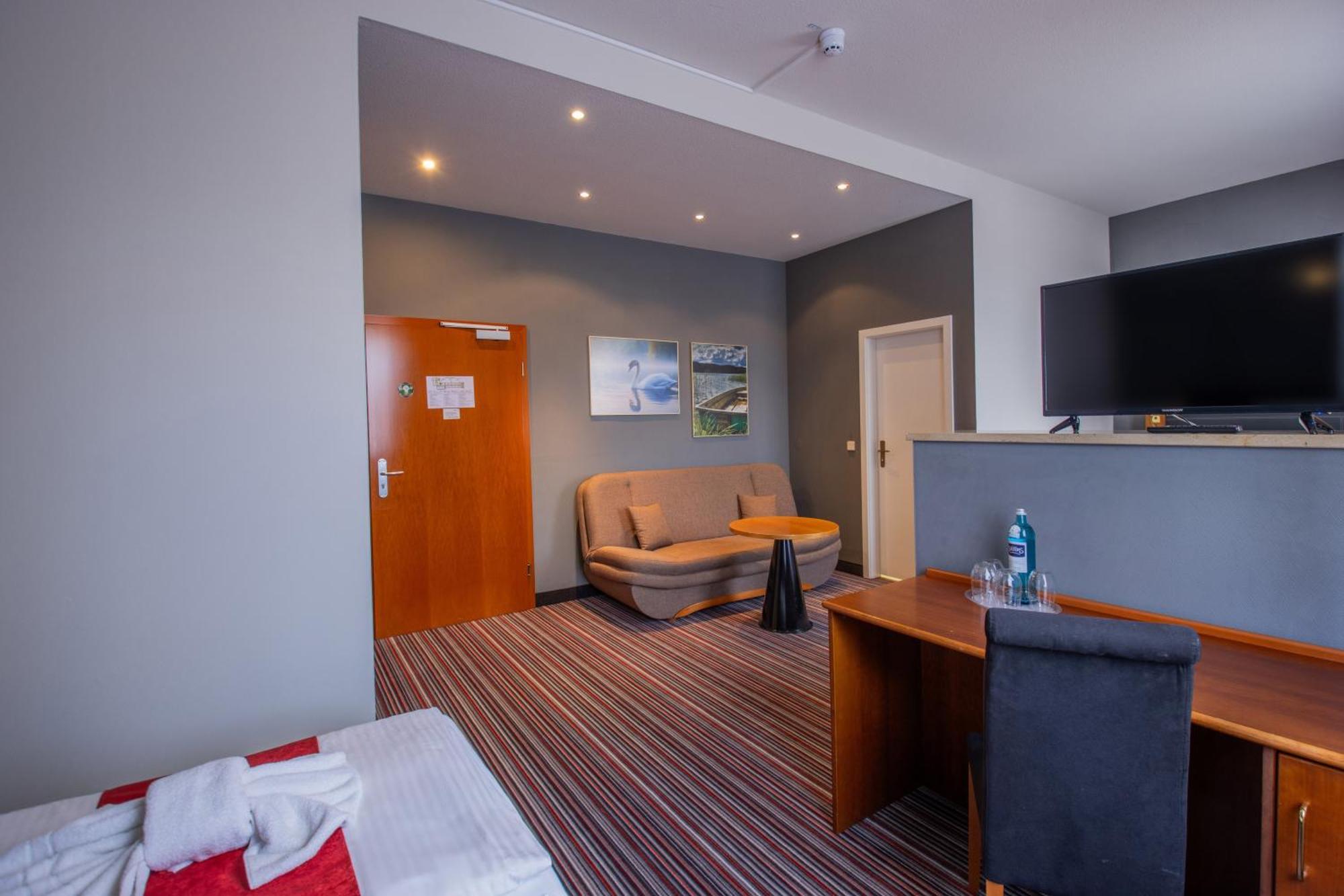 Seehotel Brandenburg An Der Havel Brielow Ngoại thất bức ảnh